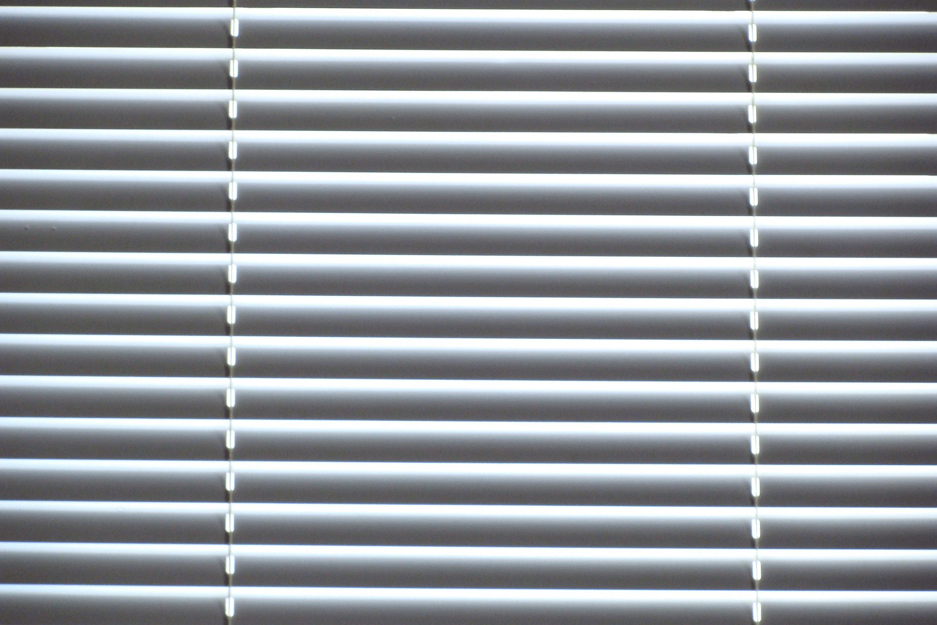 ستائر الشرائح المعدنية